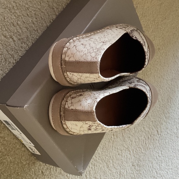 Franco Sarto Snakeskin Espadrilles - Cream and Brown - Picture 4 of 5
